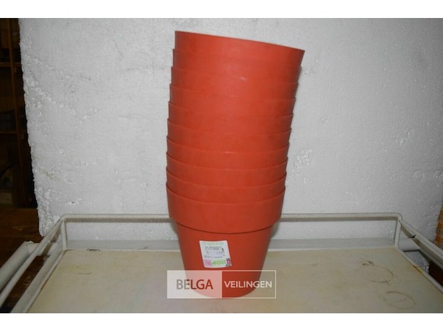 10 plastieken bloempotten - afbeelding 1 van  2