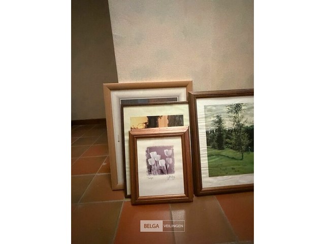 ± 10 schilderijen - afbeelding 6 van  6