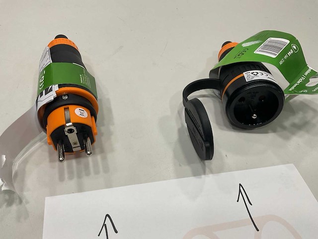 10 sets van 2 stekkers - afbeelding 1 van  2
