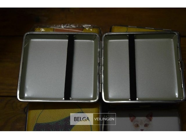 ±10 sigarettendoosjes - afbeelding 3 van  3