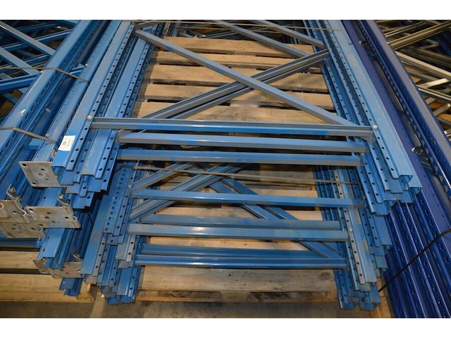 10 staandeers blauw afm. 6m hoogte en 1,10m breedte stow - afbeelding 4 van  7