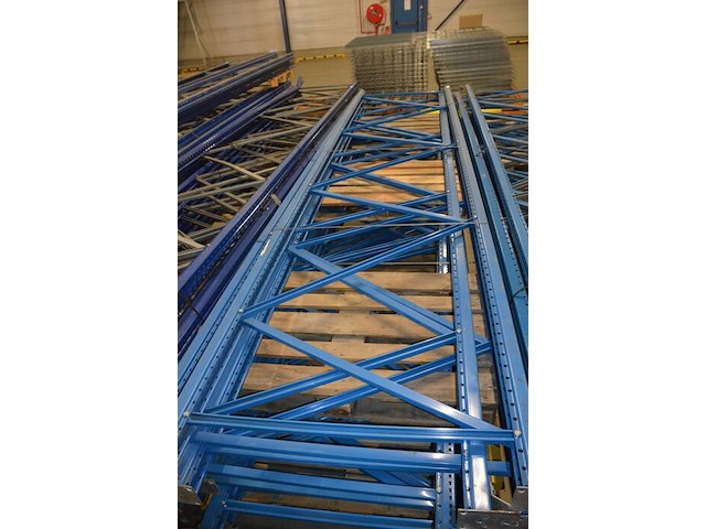 10 staandeers blauw afm. 6m hoogte en 1,10m breedte stow - afbeelding 6 van  7