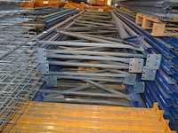 10 staanders blauw afm. 6,50m hoogte en 1,10m breedte jungheinrich waarvan 1 staander met schade - afbeelding 4 van  6
