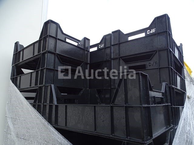 10 stapelbare containers - afbeelding 1 van  6