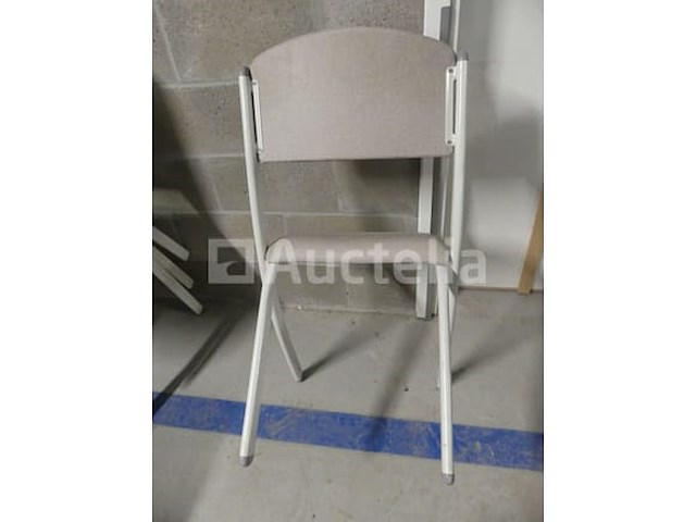 10 stoelen - afbeelding 2 van  6