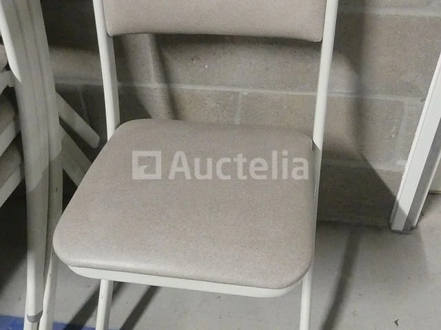 10 stoelen - afbeelding 1 van  6