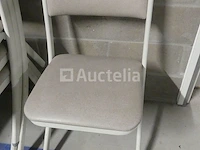 10 stoelen