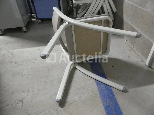 10 stoelen - afbeelding 3 van  6