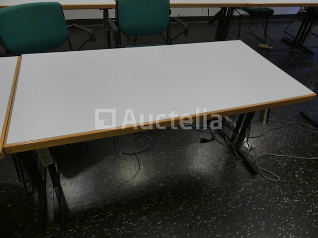 10 tafels + 12 stoelen - afbeelding 4 van  8