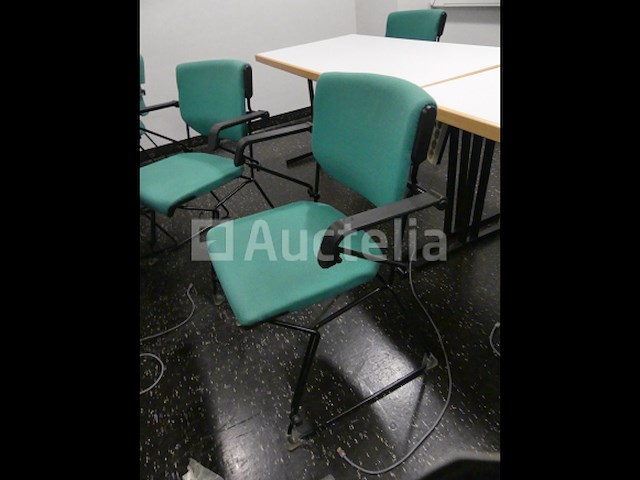 10 tafels + 12 stoelen - afbeelding 8 van  8