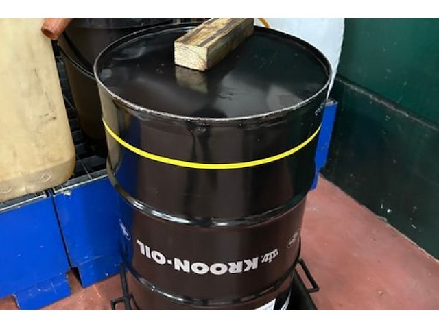 10 vaten/bidons - afbeelding 3 van  4