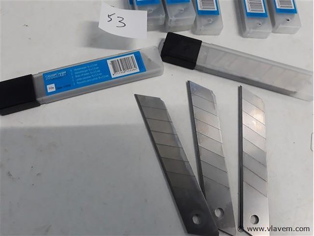 10 x afbreek vervangmesjes 18 mm 10 stuks - afbeelding 2 van  2