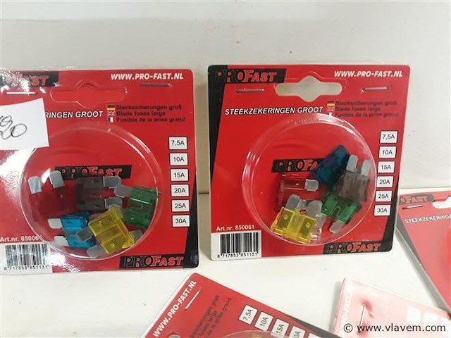 10 x autozekeringen 6 stuks 7,5-10-15-20-25-30a - afbeelding 2 van  2