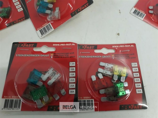 10 x autozekeringen 6 stuks 7,5-10-15-20-25-30a - afbeelding 3 van  3
