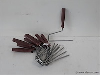 10 x beugel voor lakrollen 16 cm - afbeelding 1 van  2