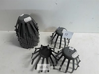 10 x bladvanger spin voor goot 80mm grijs - afbeelding 1 van  3