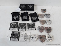 10 x gelukshartje met toebehoren - afbeelding 1 van  2