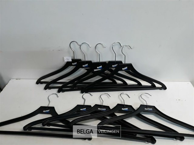 10 x kapstok pvc fristads gebruikt - afbeelding 1 van  3