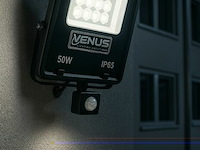10 x led schijnwerper 50w – met sensor – 6500kkoud wit – ip65 waterdicht - afbeelding 1 van  6