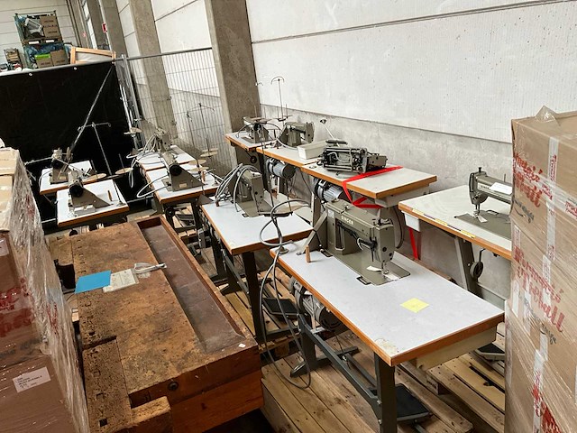 10 x singer naaimachines (werkend) - afbeelding 1 van  15