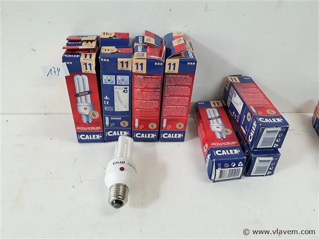 10 x spaarlamp e27 11w dag/nacht sensor - afbeelding 1 van  2