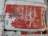 10 zakken ontdooizout (25 kg) saltcom - afbeelding 1 van  5