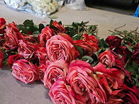 100+ artificiële rozen bloemen - afbeelding 5 van  7