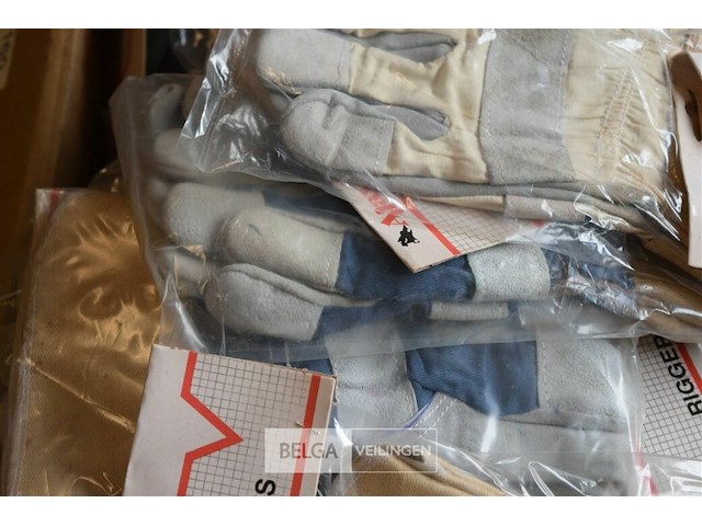 ±100 div werkhandschoenen - afbeelding 4 van  4