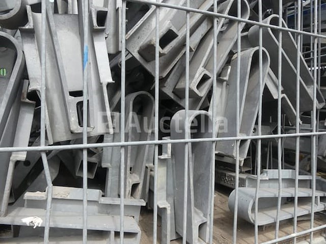 100 doka klem reling voor plaat - afbeelding 1 van  7