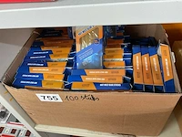 100 doosjes lijmstiften