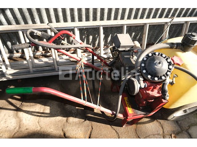 100 liter spuit op hardi-trolley - afbeelding 3 van  10