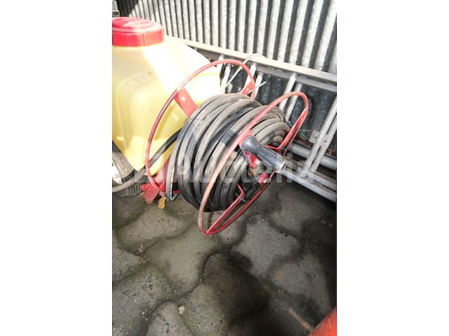 100 liter spuit op hardi-trolley - afbeelding 5 van  10