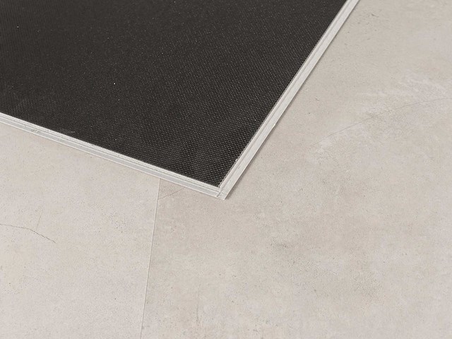 100 m2 pvc click tegel met xps onderlaag - 610 x 305 x 4+1 mm - afbeelding 2 van  2