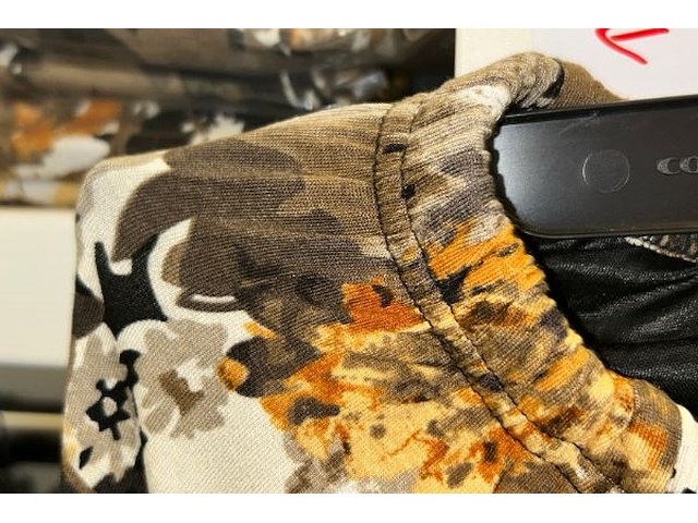 100 rokken lies - afbeelding 3 van  4