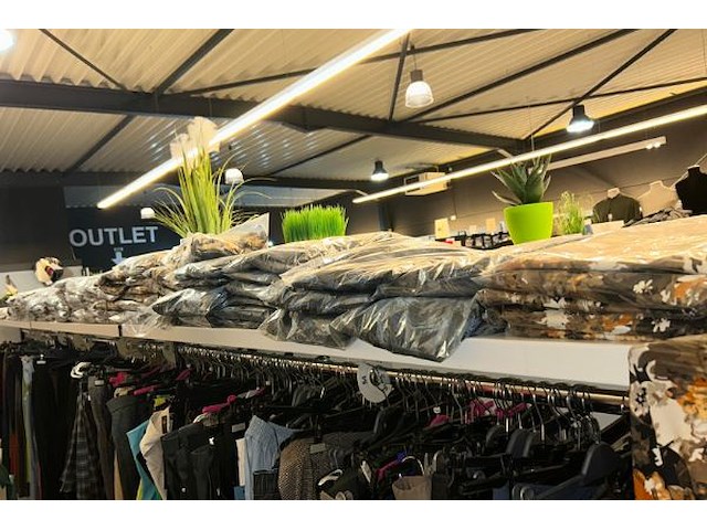 100 rokken lies - afbeelding 4 van  4