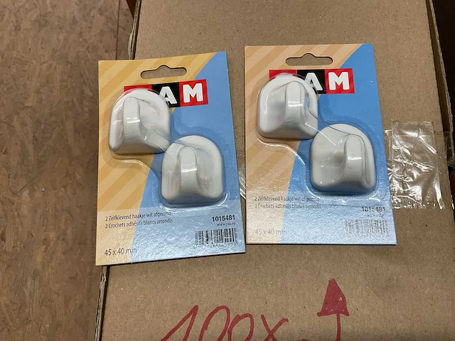 100 sets zelfklevende haken wit afgerond - afbeelding 3 van  4