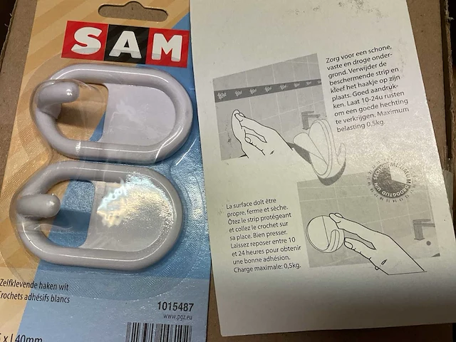 100 sets zelfklevende haken wit - afbeelding 3 van  3