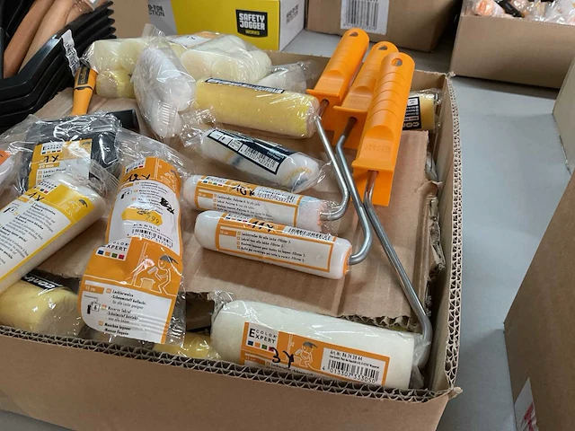 100 x schildersgereedschap - afbeelding 17 van  17