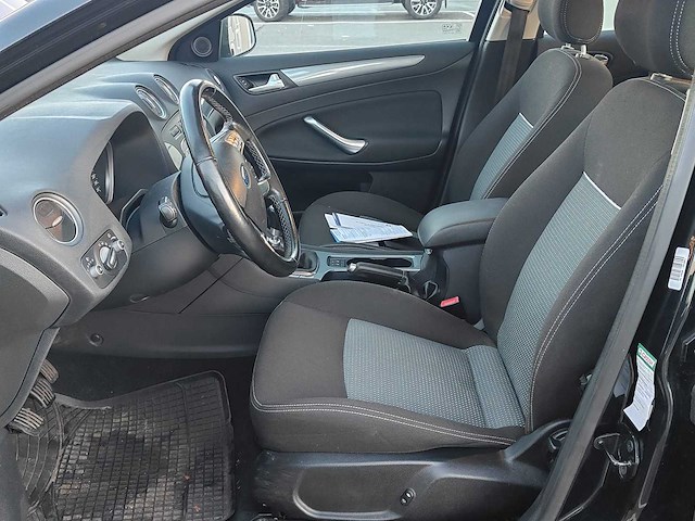 1000 ford mondeo - personenauto - afbeelding 9 van  12