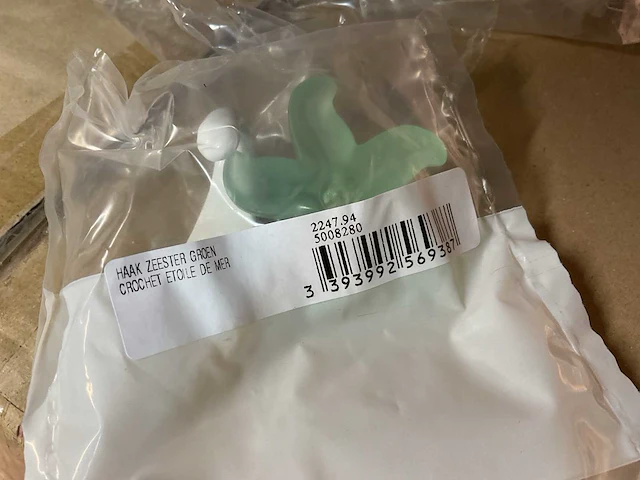 1000 kapstokken en koperen plaatjes - afbeelding 4 van  6