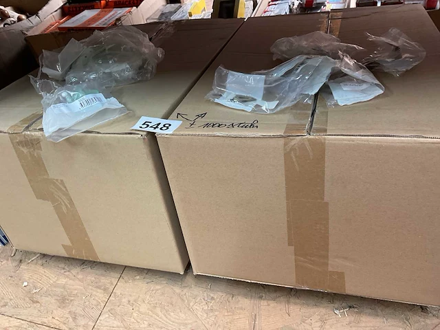 1000 kapstokken en koperen plaatjes - afbeelding 6 van  6