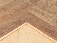 101 m2 parket eiken visgraat mutliplank - 540 x 90 x 14 mm - afbeelding 2 van  3