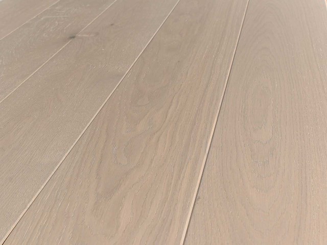 101 m2 parket eiken xl mutliplank - 1800 x 180 x 14 mm - afbeelding 1 van  4