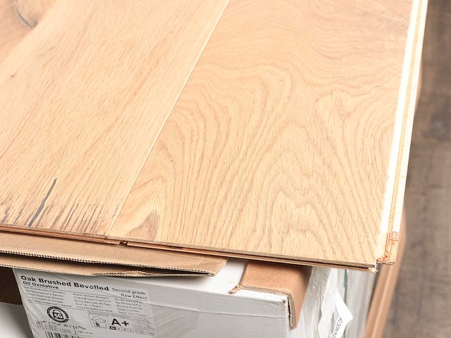 102 m2 parket eiken xl mutliplank - 2200 x 180 x 14 mm - afbeelding 2 van  4