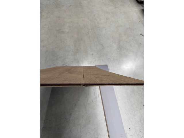 103,04 m² laminaatvloer 8mm - afbeelding 4 van  4