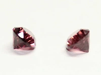 1,04ct. perenvorm roze rozenkleur rodoliet-edelsteen - afbeelding 2 van  7