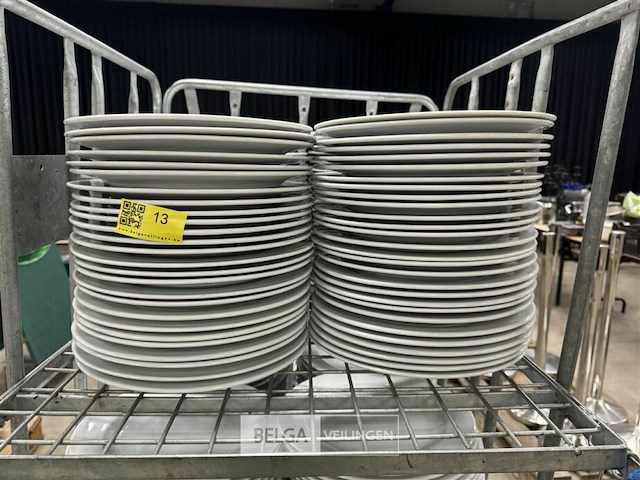 ± 105 platte borden - afbeelding 1 van  5