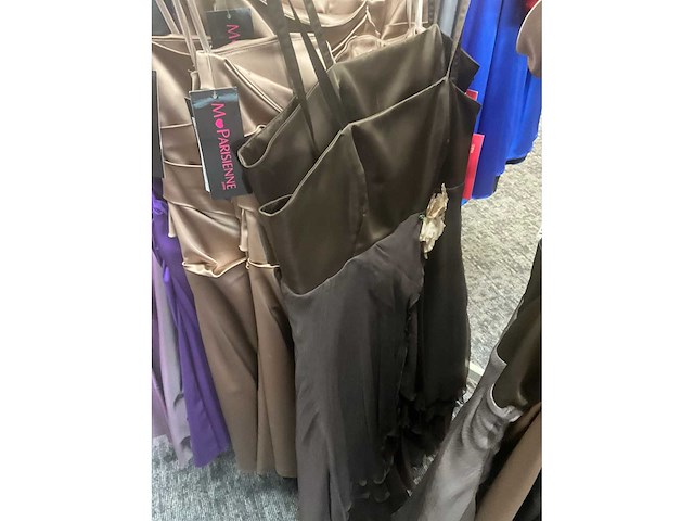 106 m parisienne diverse cocktailjurken (totaalprijs) - afbeelding 8 van  41