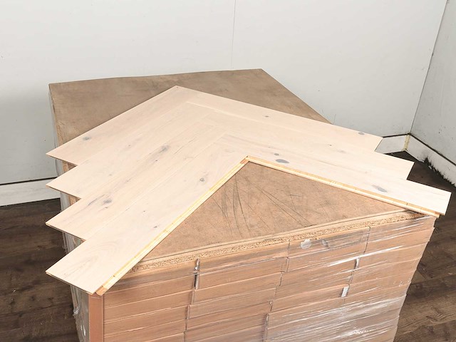 106 m2 parket eiken visgraat - 725 x 130 x 14 mm - afbeelding 3 van  4