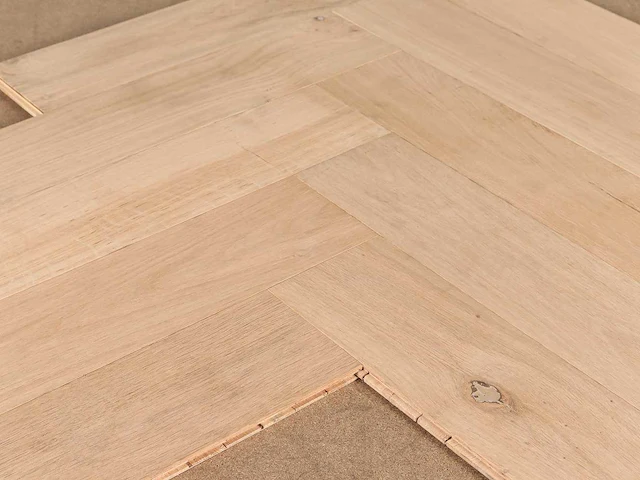 106 m2 parket eiken visgraat onbehandeld multiplank - 480 x 120 x 13,8 mm - afbeelding 2 van  4
